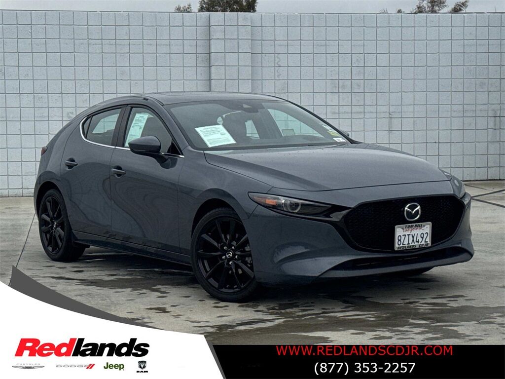 2022 MAZDA Mazda3 Premium Quincy MA