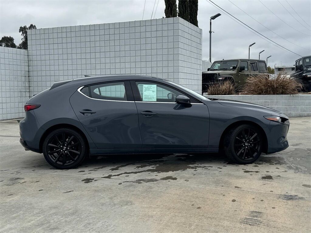 2022 MAZDA Mazda3 Premium Quincy MA