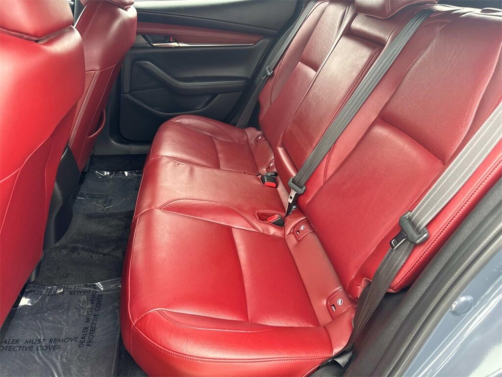 2022 MAZDA Mazda3 Premium Quincy MA