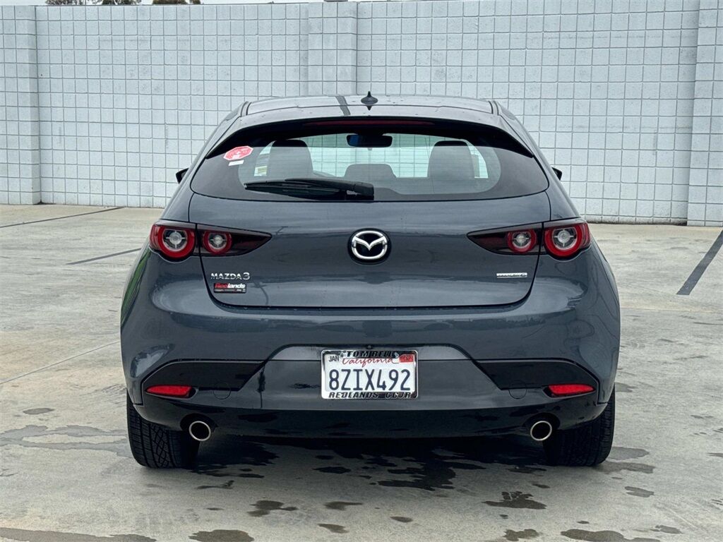 2022 MAZDA Mazda3 Premium Quincy MA