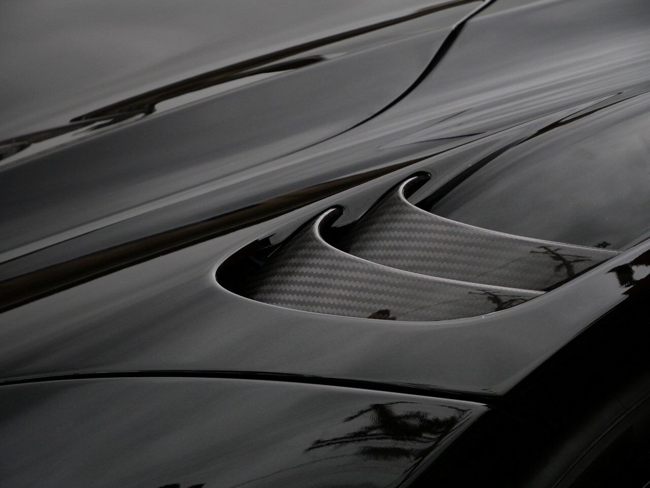 2022 McLaren 765LT Lawrence KS