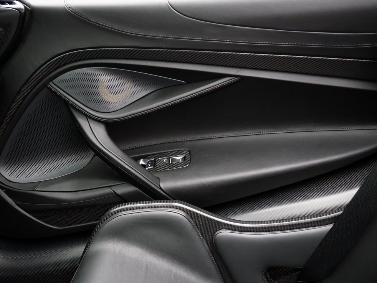 2022 McLaren 765LT Lawrence KS