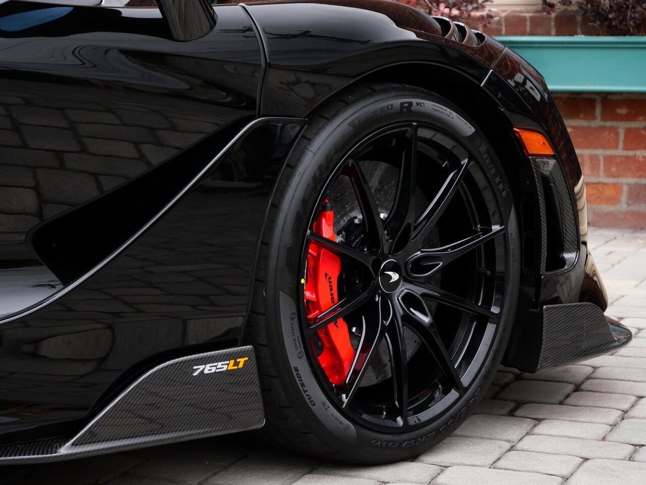 2022 McLaren 765LT Lawrence KS