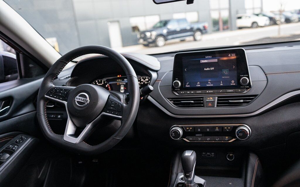 2022 Nissan Altima 2.0 SR White Marsh MD