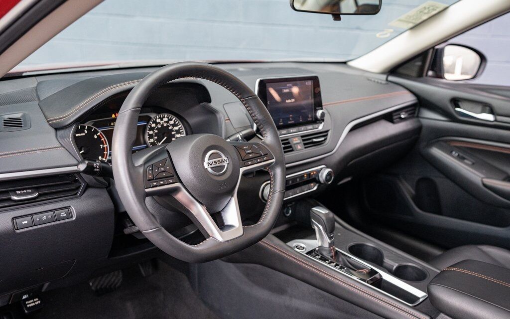 2022 Nissan Altima 2.0 SR White Marsh MD