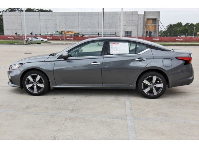 2022 Nissan Altima 2.5 SL