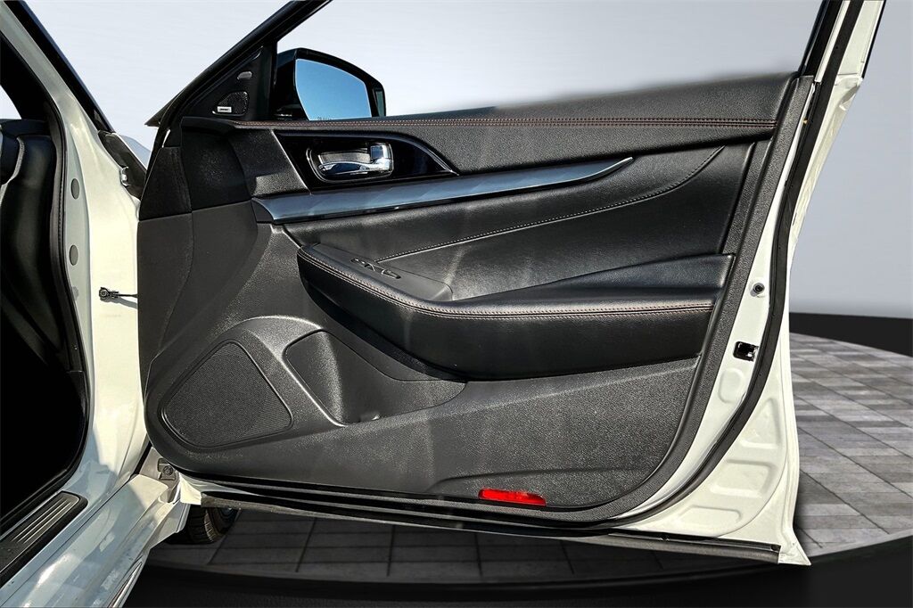 2022 Nissan Maxima SR Quincy MA