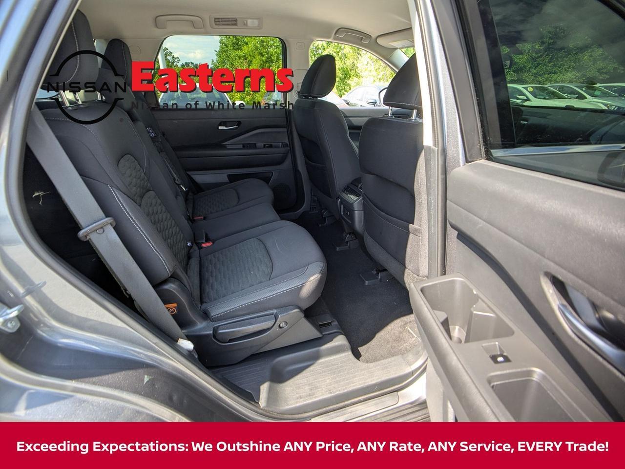 2022 Nissan Pathfinder SV White Marsh MD