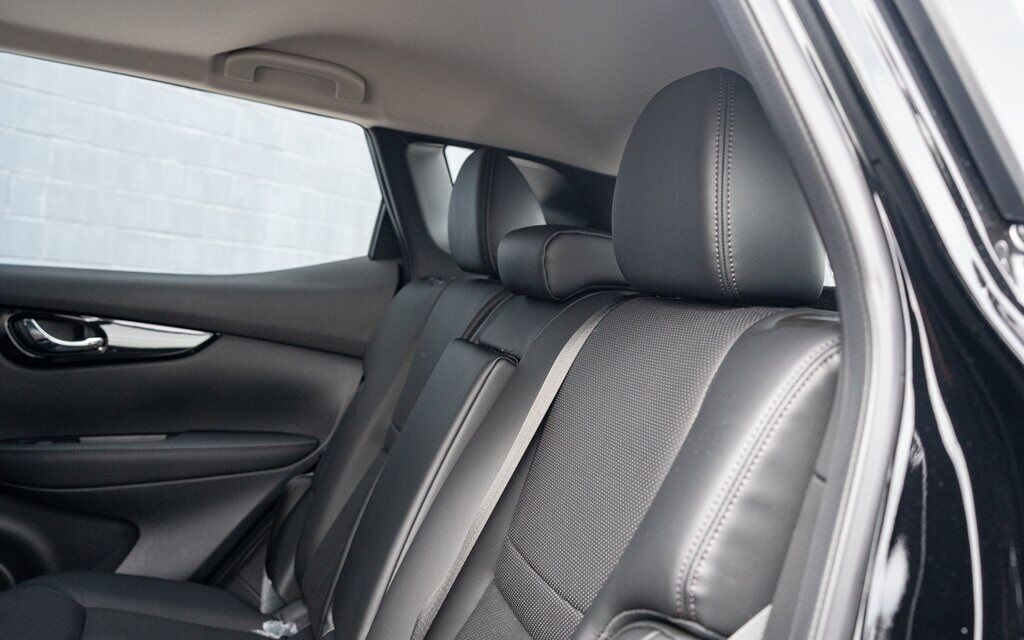 2022 Nissan Rogue Sport SL White Marsh MD