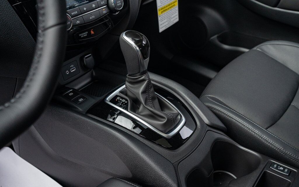 2022 Nissan Rogue Sport SL White Marsh MD