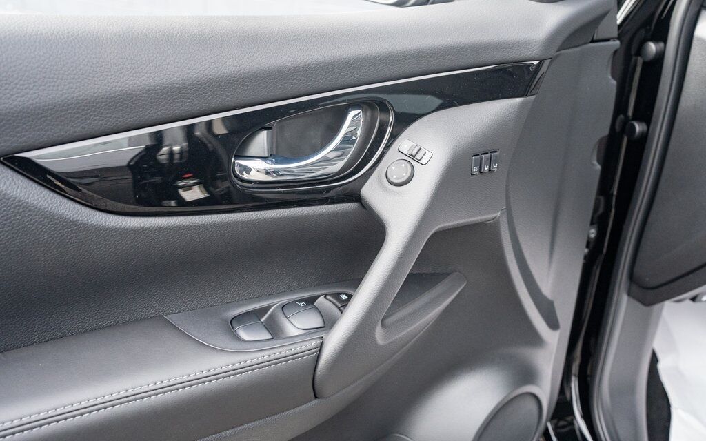 2022 Nissan Rogue Sport SL White Marsh MD