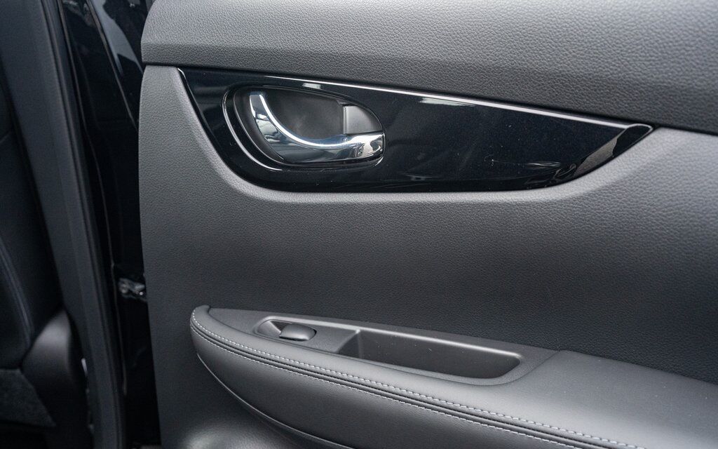 2022 Nissan Rogue Sport SL White Marsh MD