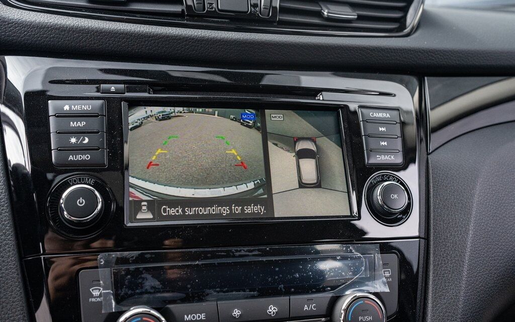 2022 Nissan Rogue Sport SL White Marsh MD