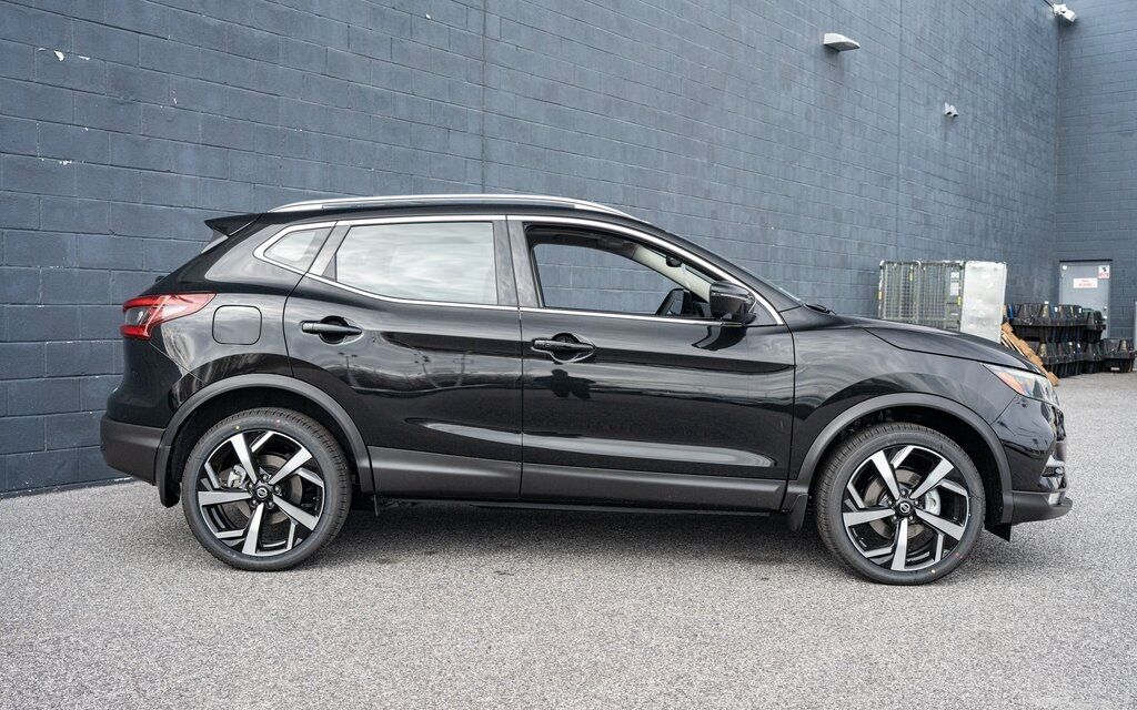 2022 Nissan Rogue Sport SL White Marsh MD