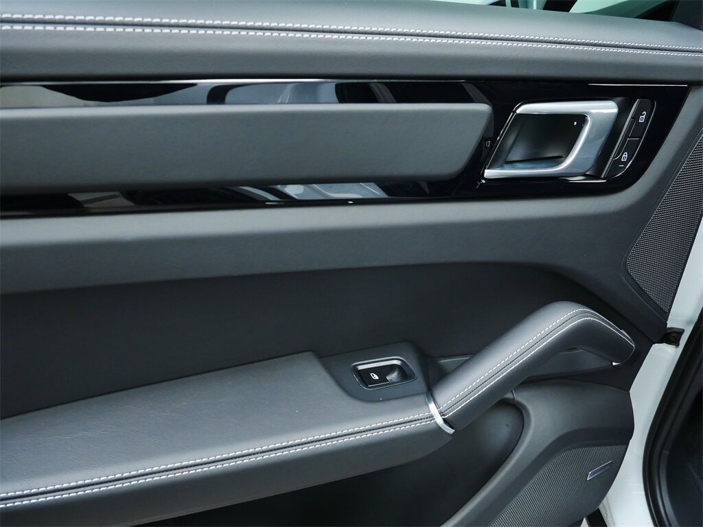 2022 Porsche Cayenne GTS Oak Ridge TN