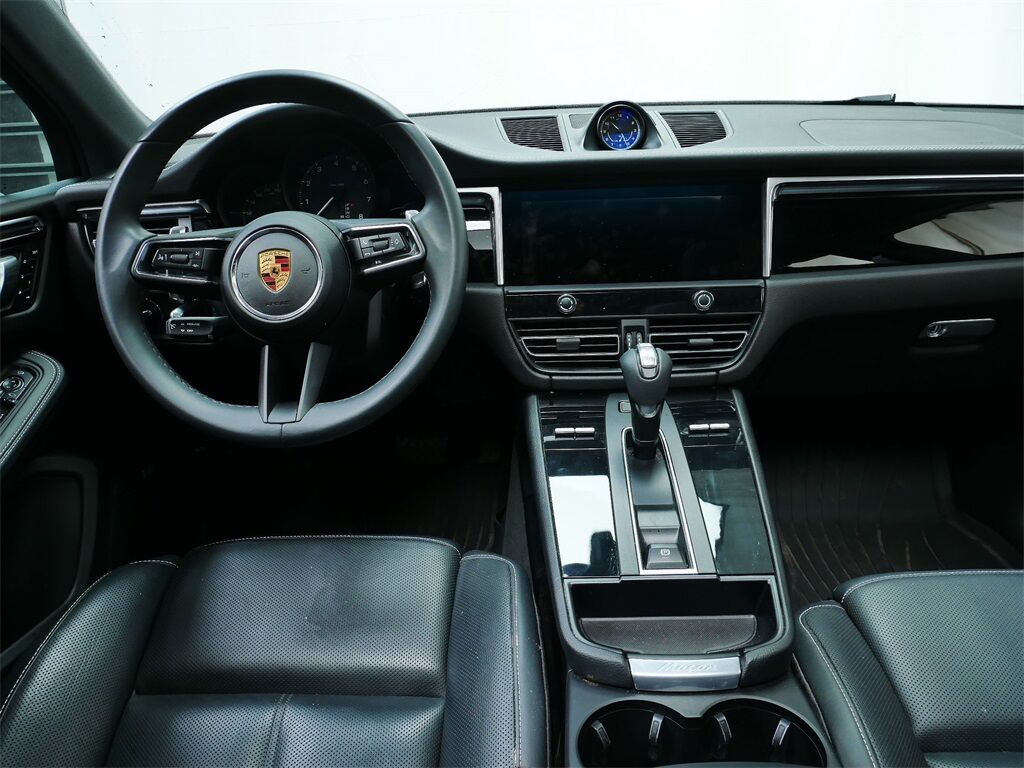 2022 Porsche Macan Oak Ridge TN