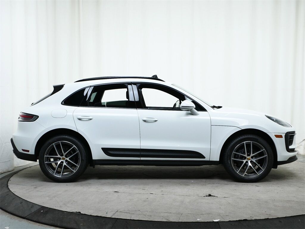 2022 Porsche Macan Oak Ridge TN