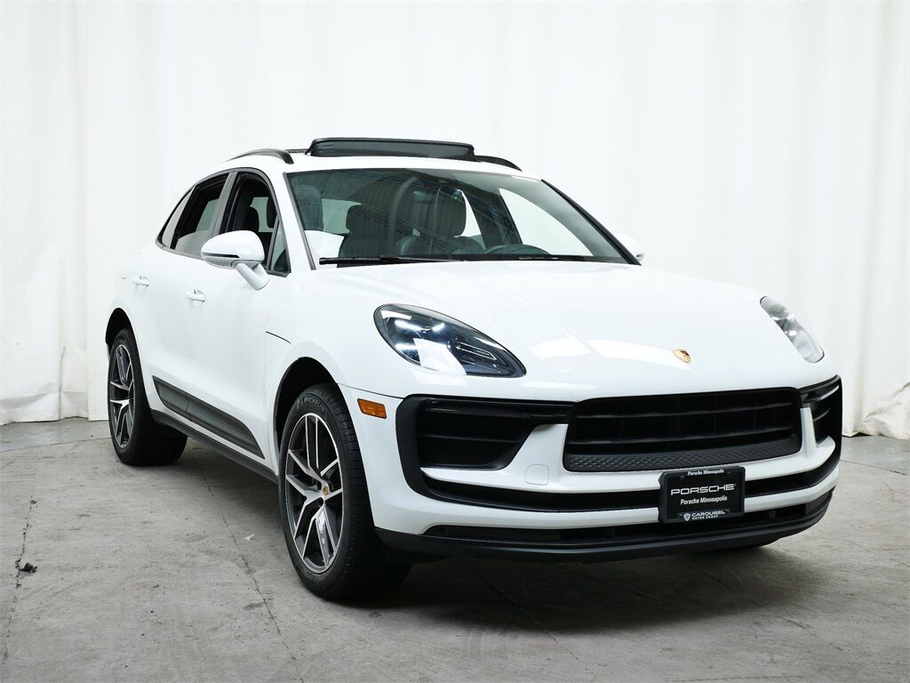 2022 Porsche Macan Oak Ridge TN