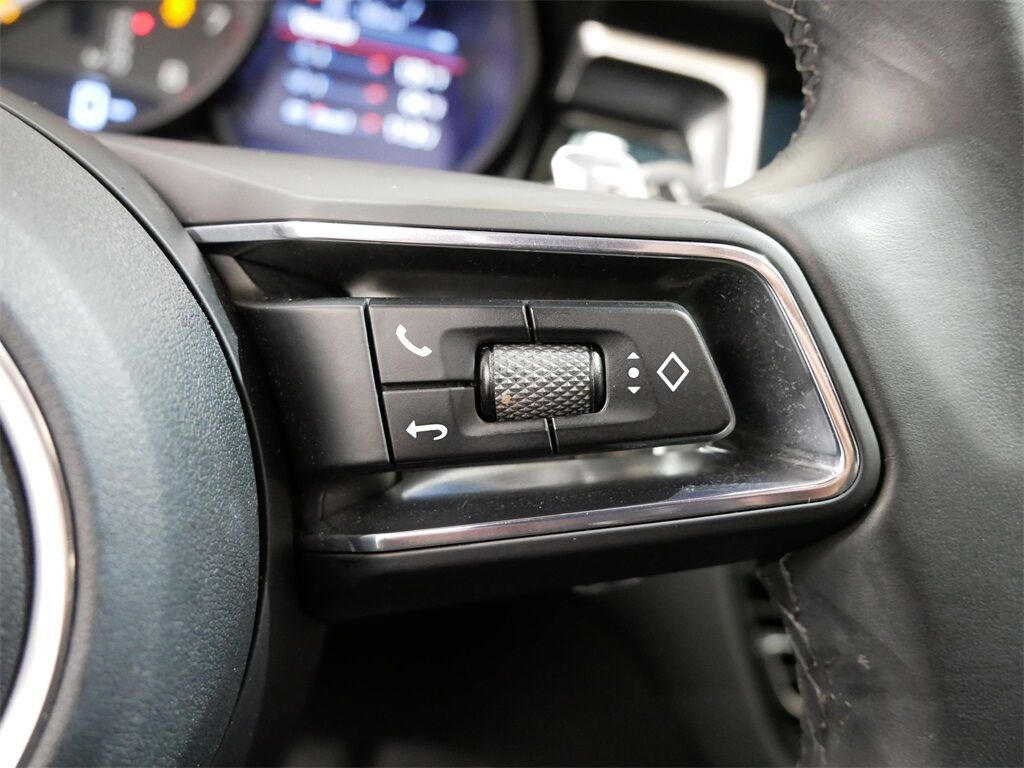 2022 Porsche Macan Oak Ridge TN