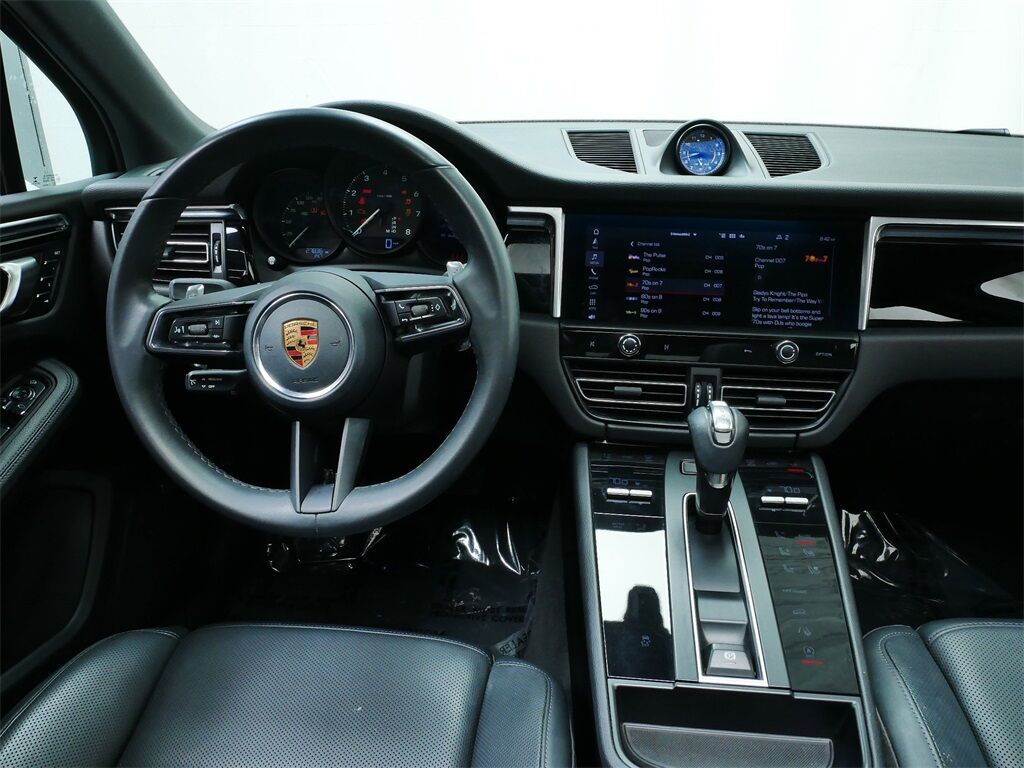2022 Porsche Macan Oak Ridge TN