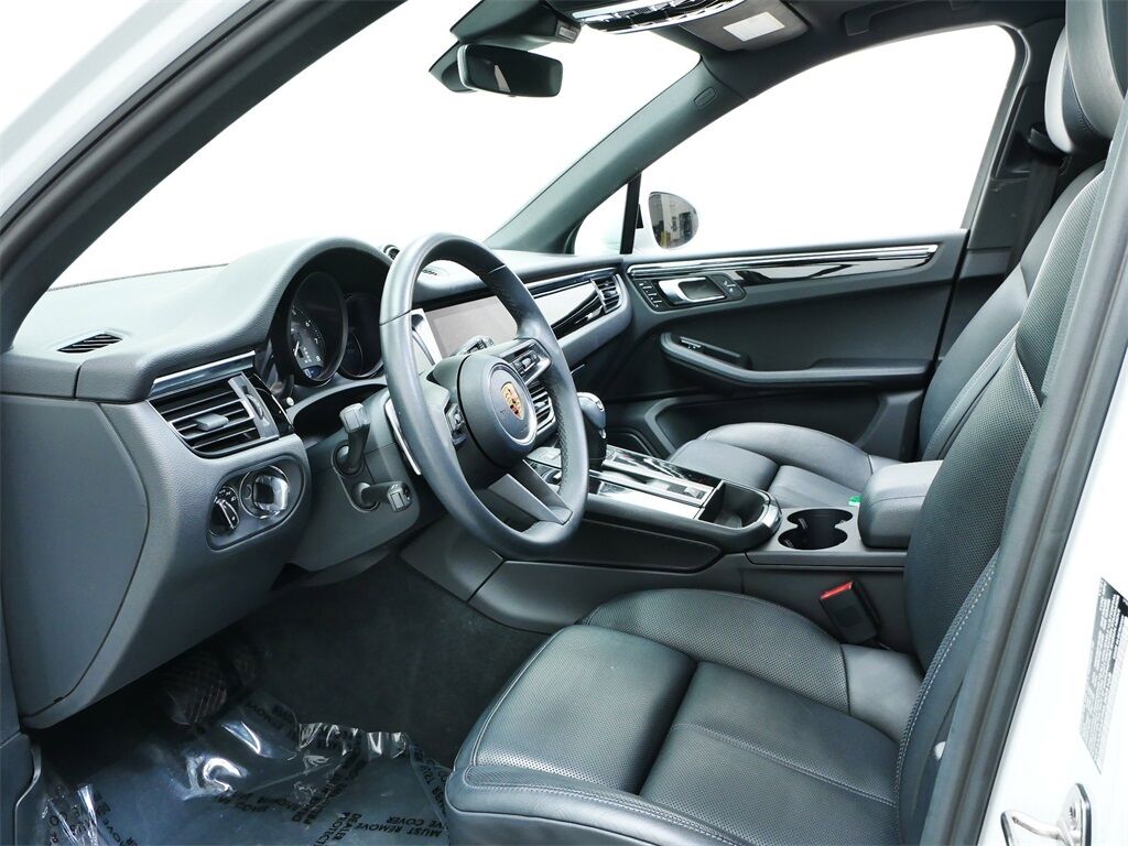 2022 Porsche Macan Oak Ridge TN