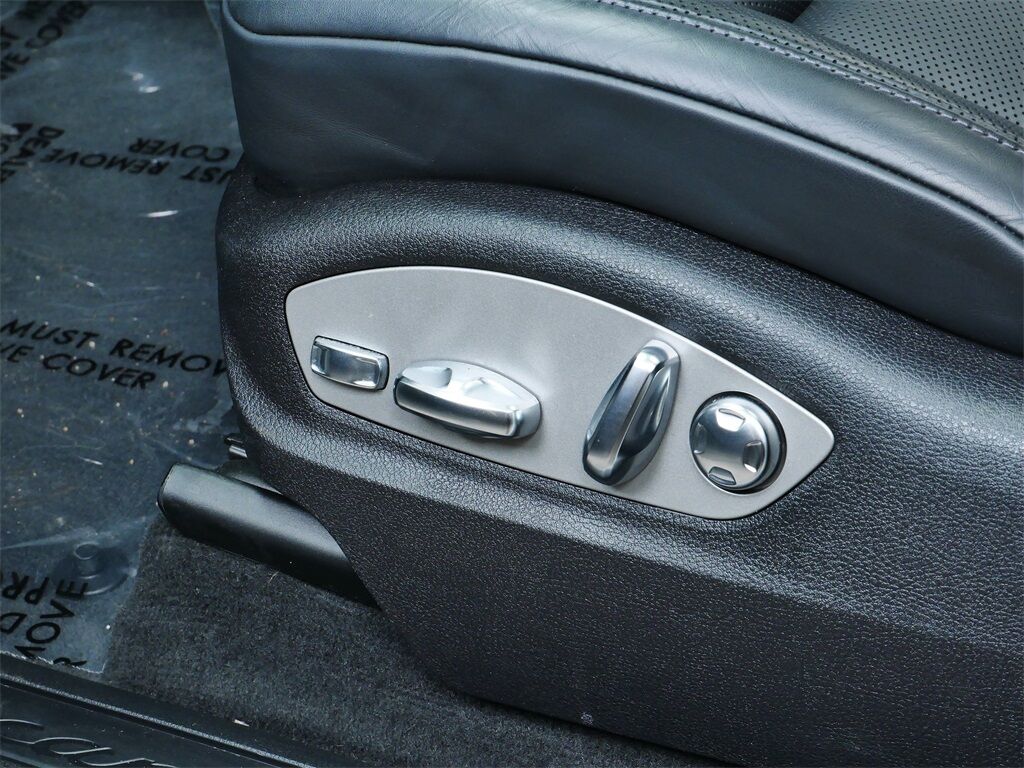 2022 Porsche Macan Oak Ridge TN