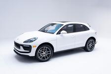 2022 Porsche Macan 