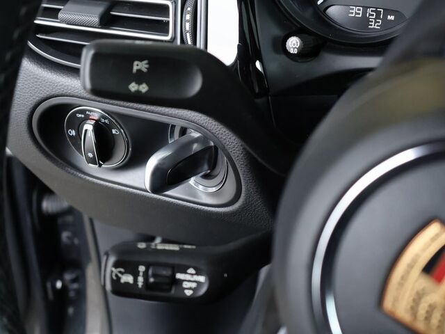 2022 Porsche Macan S Merriam KS