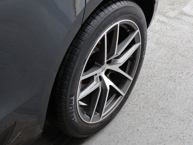 2022 Porsche Macan S Merriam KS