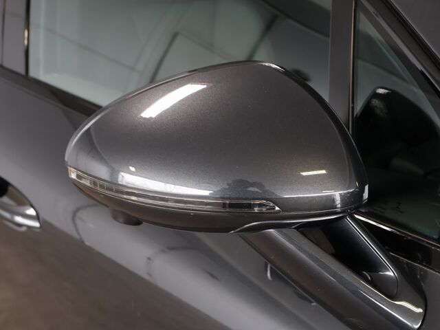 2022 Porsche Macan S Merriam KS