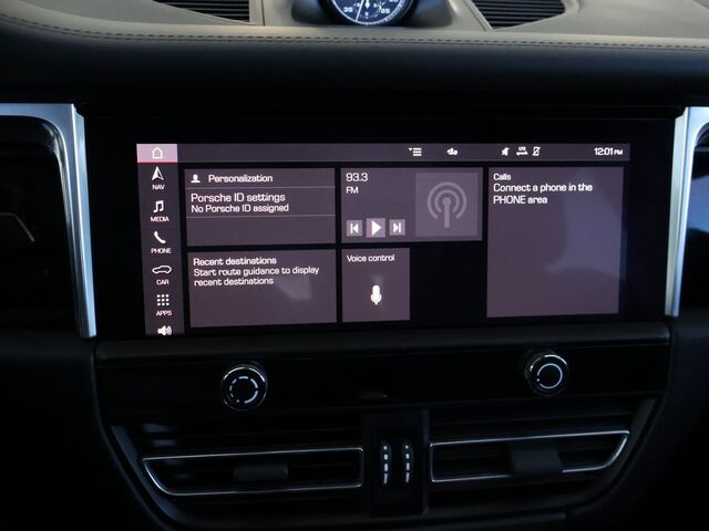 2022 Porsche Macan S Merriam KS