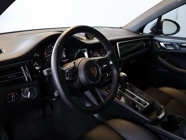 2022 Porsche Macan S Merriam KS