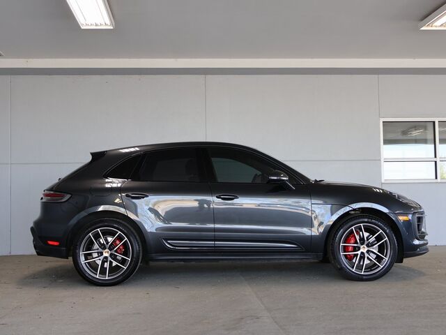 2022 Porsche Macan S Merriam KS