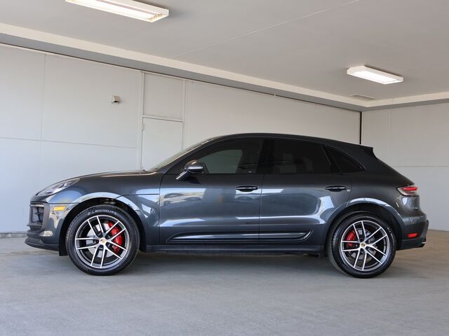 2022 Porsche Macan S Merriam KS