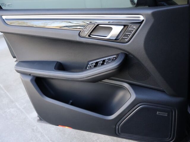 2022 Porsche Macan S Merriam KS