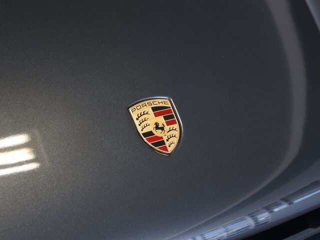 2022 Porsche Macan S Merriam KS