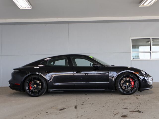 2022 Porsche Taycan GTS Merriam KS