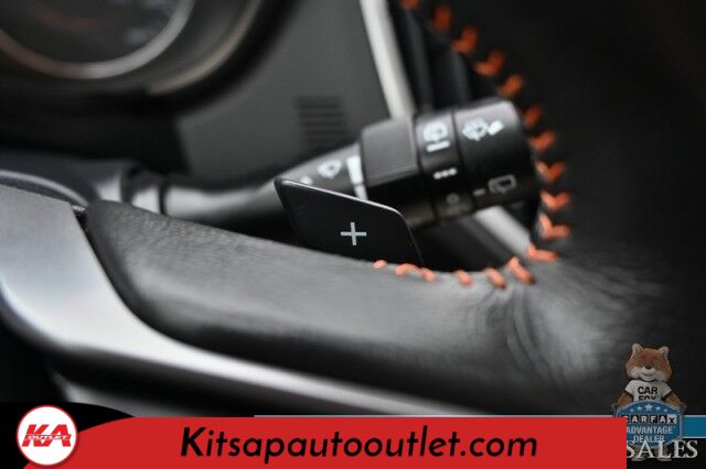 2022 Subaru Crosstrek Limited / AWD / Eye Sight Pkg / Power & Heated Leather Seats / Sunroof / NAV / Harman Kardon Speakers / Lane Depart & Blind Spot / Adaptive Cruise / Apple CarPlay & Android Auto / 34 MPG / 1-Owner Banglore