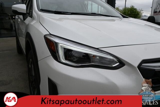 2022 Subaru Crosstrek Limited / AWD / Eye Sight Pkg / Power & Heated Leather Seats / Sunroof / NAV / Harman Kardon Speakers / Lane Depart & Blind Spot / Adaptive Cruise / Apple CarPlay & Android Auto / 34 MPG / 1-Owner Banglore