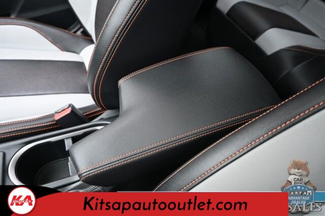 2022 Subaru Crosstrek Limited / AWD / Eye Sight Pkg / Power & Heated Leather Seats / Sunroof / NAV / Harman Kardon Speakers / Lane Depart & Blind Spot / Adaptive Cruise / Apple CarPlay & Android Auto / 34 MPG / 1-Owner Banglore