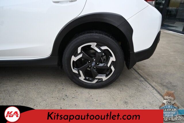 2022 Subaru Crosstrek Limited / AWD / Eye Sight Pkg / Power & Heated Leather Seats / Sunroof / NAV / Harman Kardon Speakers / Lane Depart & Blind Spot / Adaptive Cruise / Apple CarPlay & Android Auto / 34 MPG / 1-Owner Banglore