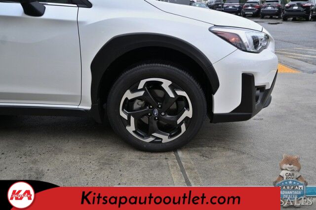 2022 Subaru Crosstrek Limited / AWD / Eye Sight Pkg / Power & Heated Leather Seats / Sunroof / NAV / Harman Kardon Speakers / Lane Depart & Blind Spot / Adaptive Cruise / Apple CarPlay & Android Auto / 34 MPG / 1-Owner Banglore