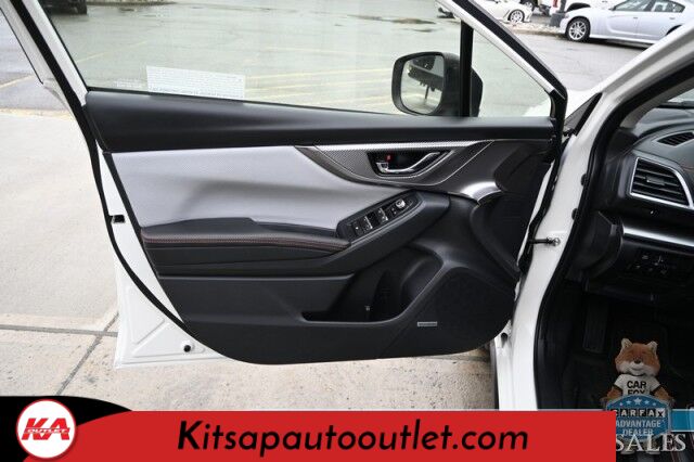 2022 Subaru Crosstrek Limited / AWD / Eye Sight Pkg / Power & Heated Leather Seats / Sunroof / NAV / Harman Kardon Speakers / Lane Depart & Blind Spot / Adaptive Cruise / Apple CarPlay & Android Auto / 34 MPG / 1-Owner Banglore