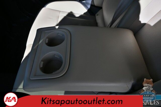 2022 Subaru Outback Limited / AWD / Eye Sight Pkg / Heated Leather Front & Rear Seats / Heated Steering / NAV / Sunroof / Harman Kardon Speakers / Adaptive Cruise & Blind Spot / Apple CarPlay & Android Auto / Tow Pkg / 33 MPG Banglore