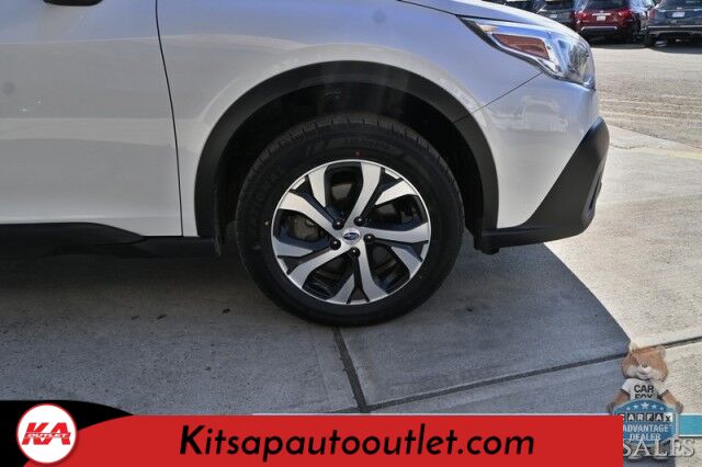 2022 Subaru Outback Limited / AWD / Eye Sight Pkg / Heated Leather Front & Rear Seats / Heated Steering / NAV / Sunroof / Harman Kardon Speakers / Adaptive Cruise & Blind Spot / Apple CarPlay & Android Auto / Tow Pkg / 33 MPG Banglore