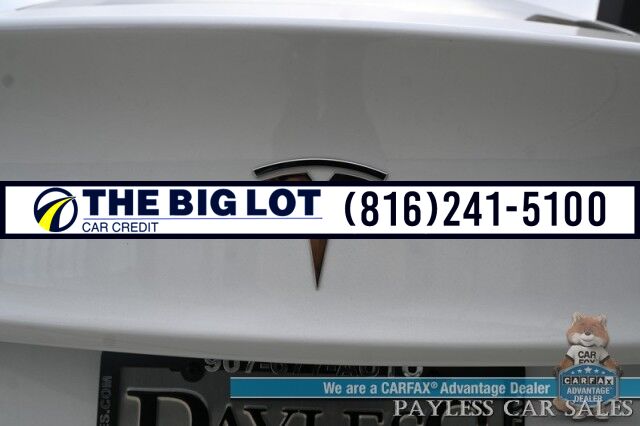 2022 Tesla Model 3 Long Range / AWD / Acceleration Boost Pkg / Front & Rear Heated Leather Seats / Heated Steering Wheel / NAV / Fixed Glass Roof / Lane Departure Alert / Bluetooth / Backup Camera / 358 Mile Range / 1-Owner Banglore
