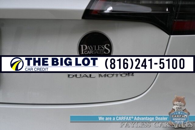 2022 Tesla Model 3 Long Range / AWD / Acceleration Boost Pkg / Front & Rear Heated Leather Seats / Heated Steering Wheel / NAV / Fixed Glass Roof / Lane Departure Alert / Bluetooth / Backup Camera / 358 Mile Range / 1-Owner Banglore