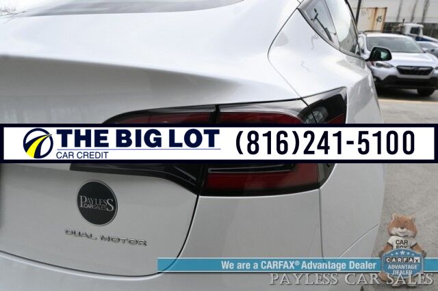 2022 Tesla Model 3 Long Range / AWD / Acceleration Boost Pkg / Front & Rear Heated Leather Seats / Heated Steering Wheel / NAV / Fixed Glass Roof / Lane Departure Alert / Bluetooth / Backup Camera / 358 Mile Range / 1-Owner Banglore