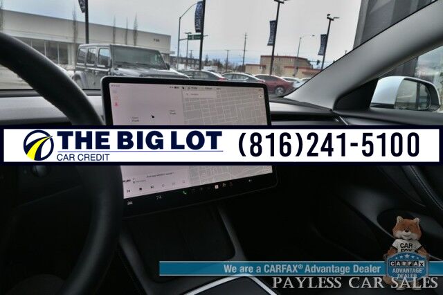 2022 Tesla Model 3 Long Range / AWD / Acceleration Boost Pkg / Front & Rear Heated Leather Seats / Heated Steering Wheel / NAV / Fixed Glass Roof / Lane Departure Alert / Bluetooth / Backup Camera / 358 Mile Range / 1-Owner Banglore