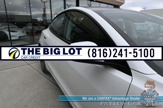 2022 Tesla Model 3 Long Range / AWD / Acceleration Boost Pkg / Front & Rear Heated Leather Seats / Heated Steering Wheel / NAV / Fixed Glass Roof / Lane Departure Alert / Bluetooth / Backup Camera / 358 Mile Range / 1-Owner Banglore